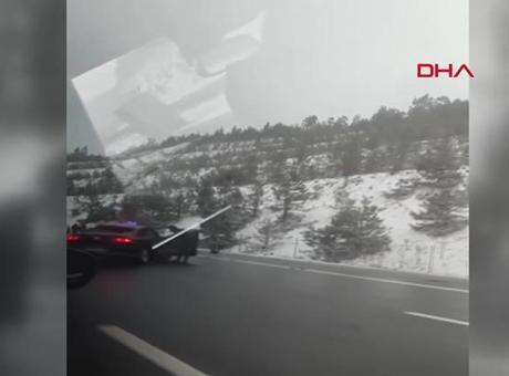 Son dakika! Ankara’da koruma aracı tankere çarptı: 1’i polis 2 kişi hayatını kaybetti