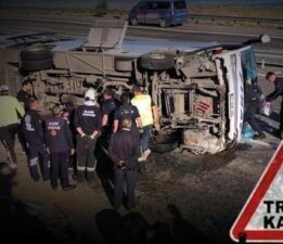Son dakika! Elazığ’da midibüsün devrildi! Çok sayıda yaralı var…
