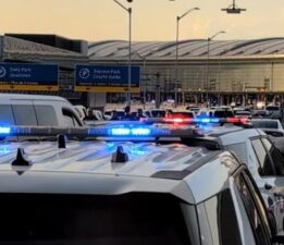 Son dakika: Toronto Pearson Havalimanı’nda silah sesleri