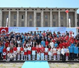 TBMM’de ‘7 Bölge 7 Eser 23 Nisan Konseri’ düzenlendi