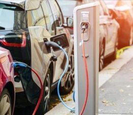 Trafikteki elektrikli otomobil sayısı 2 katına çıktı
