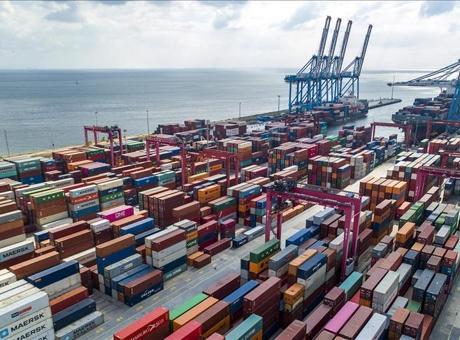 Türkiye komşularına 6,2 milyar dolarlık ihracat yaptı
