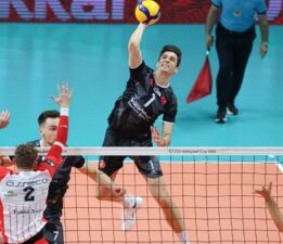 TVF Başkanı Üstündağ: “Dünyada artık Türk voleybolu konuşuluyor”