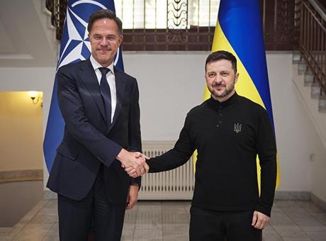 Zelenskiy: Kalıcı barışa ancak kararlılıkla ulaşılabilir