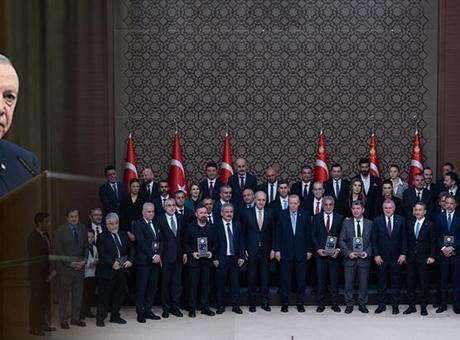 ’10.⁠ ⁠Anadolu Medya Ödülleri’ sahiplerini buldu