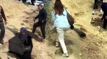 8 metrelik tepede! Hastaneye gidenler çukurları görünce şoke oluyor