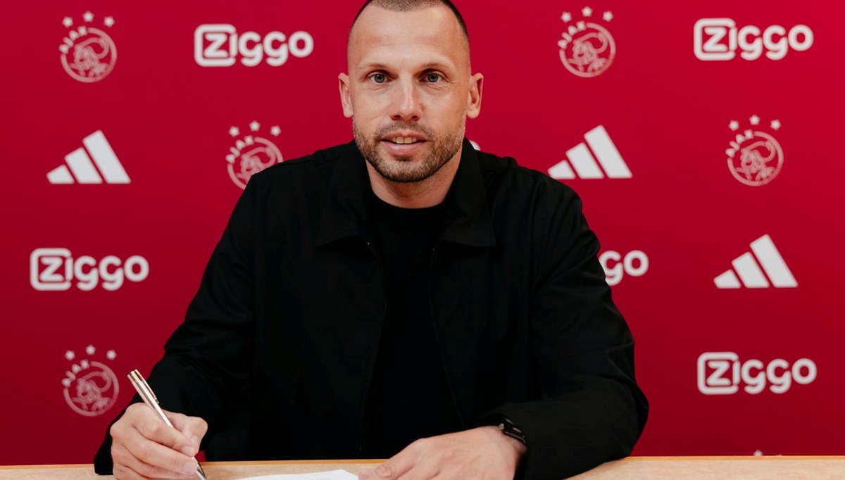 Ajax’ta Farioli yerine Heitinga getirildi