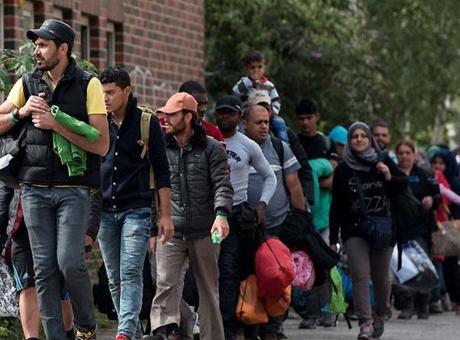 Almanya iltica talebinde bulunanları geri çevirecek