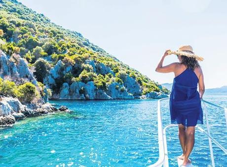Amerikalı ve İngiliz ‘lüks tatil’e geliyor