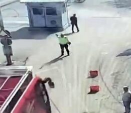 Aracı polisin üzerine sürmüştü! CHP otobüsünün şoförünün cezası belli oldu