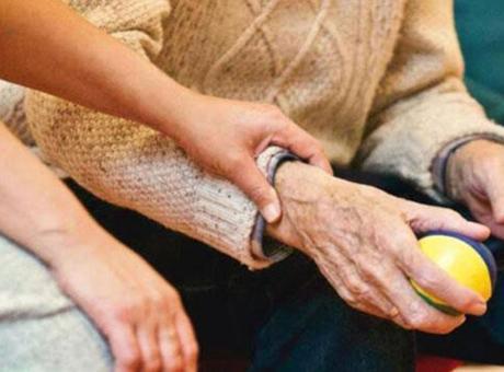 Araştırmacılar ortaya çıkardı! ‘Alzheimer’a genç yaşta yakalanabilirsiniz’