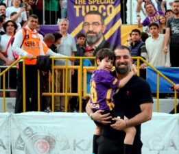 Arda Turan’dan veda mesajı: Kalbimin ortasında olacak