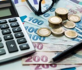 Asgari ücrette zam tartışması! İş dünyası ikiye bölündü