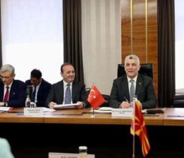 Bakan Bolat, Kuzey Makedonya Maliye Bakanı Kochoska ile görüştü