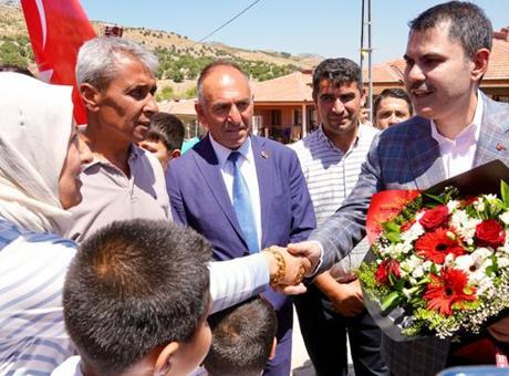 Bakan Kurum’a Zey Köyü’nden teşekkür: ‘Koskoca bir dağ delindi, bir şehir merkezi açıldı’