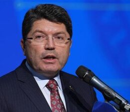 Bakan Tunç: Hükümlüler tahliyesine 1 ay kala İŞKUR ve meslek danışmanlarıyla görüşebilecek