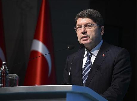 Bakan Tunç’tan göreve yeni başlayan infaz ve koruma memurlarına ilişkin paylaşım
