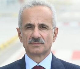 Bakan Uraloğlu: Kanal İstanbul projesinden vazgeçmedik