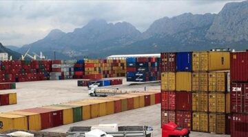 Batı Akdeniz’in ihracatı 1 milyar dolar barajını erken aştı