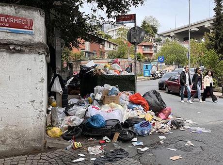 Beşiktaş’ta vatandaşı isyan ettiren manzara: Ne yapacağımızı bilmiyoruz, biz artık bu işten bıktık