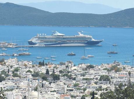 Bodrum’da kruvaziyer bereketi! 11 kruvaziyer ile 20 bin turist geldi