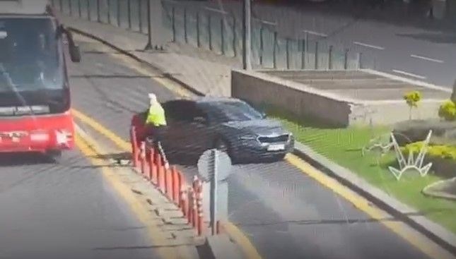 CHP’nin şoförü polisin üzerine aracı sürmüştü! Görüntü ortaya çıktı