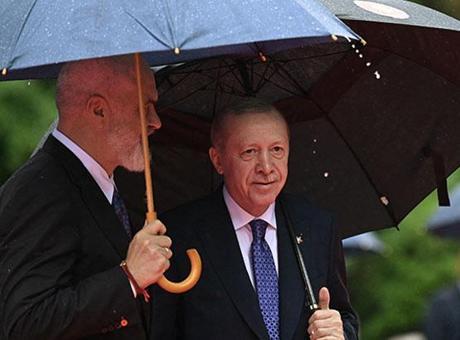 Cumhurbaşkanı Erdoğan Arnavutluk’ta: Tüm dünyaya barışı seslendireceğiz