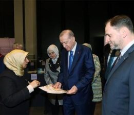 Cumhurbaşkanı Erdoğan Saklı Kalanlar sergisini gezdi