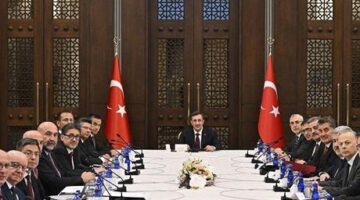 Cumhurbaşkanı Yardımcısı Yılmaz metal sektörü temsilcileriyle bir araya geldi