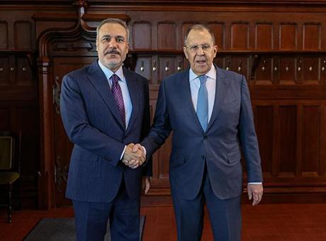 Dışişleri Bakanı Hakan Fidan, Rusya Dışişleri Bakanı Lavrov ile görüştü