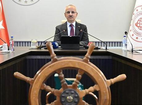 Doğu Akdeniz’deki deniz trafiği yerli ve milli sistemle izlenecek