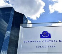 ECB: Ticari gerilimler finansal istikrarı tehdit edebilir