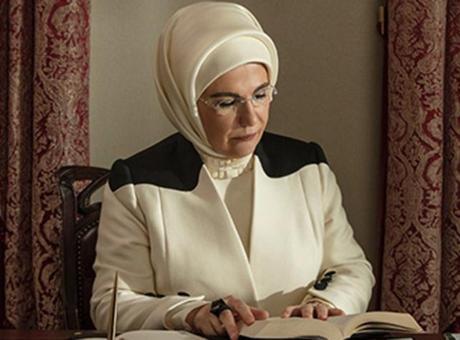 Emine Erdoğan’dan Şeyha Fatima Bint Mubarak ile çocuk evlerine ziyaret