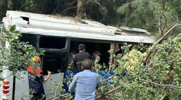 Eskişehir’da midibüs şarampole uçtu: 28 yaralı