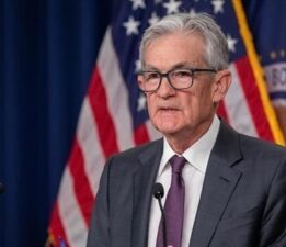 Fed Başkanı Powell’dan ekonomik risklere karşı uyarı