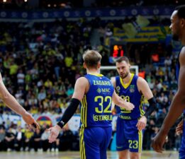 Fenerbahçe ile Ergin Ataman’lı Panathinaikos dörtlü finalde karşı karşıya