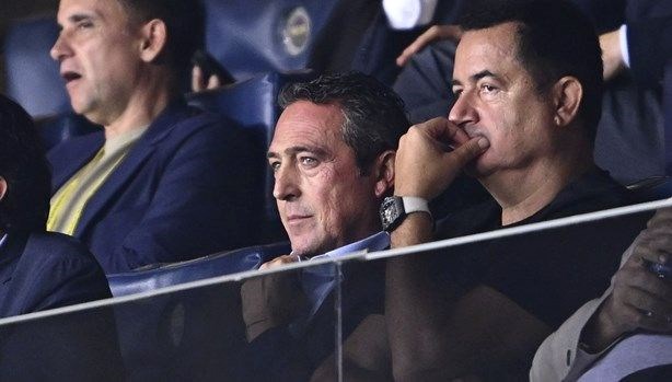 Fenerbahçe’de futbolcular ve yönetim hedefte