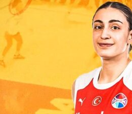Galatasaray 3 isimle sözleşme uzattı