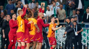 Galatasaray bu sezon 11 kez kalesini gole kapadı
