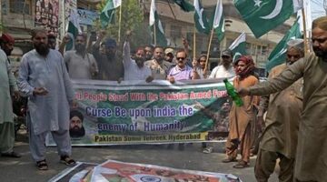 Hindistan ordusu: Pakistan dün gece sınır hattı boyunca topçu ateşini sürdürdü