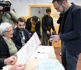 Hırvatistan’da halk yerel seçim için sandık başında