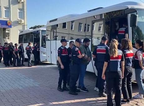 İBB’ye yolsuzluk soruşturmasında şüphelilerin ifadesi alınmaya başlandı