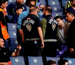 İsmail Kartal pankartına müdahale