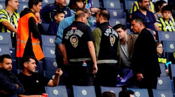 İsmail Kartal pankartına müdahale