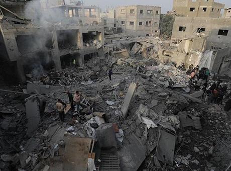 İsrail’in Gazze’ye saldırılarında can kaybı 52 bin 810’a çıktı