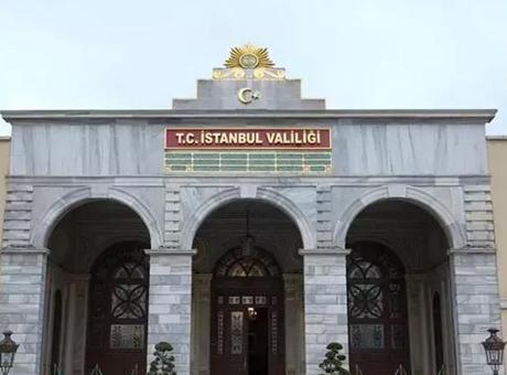 İstanbul Valiliği ‘Özgür Özel’in makam aracı kapalı otoparka alınmadı’ iddialarıyla ilgili açıklamada bulundu