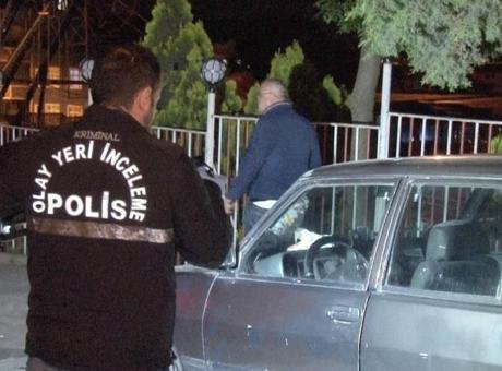 İstanbul’da düğün çıkışı silahlı kavga! 1 kişi yaralandı 4 araç hasar aldı