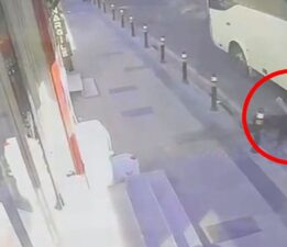 İstanbul’da feci ölüm: Fenalaşıp yola düştü, üzerinden araç geçti