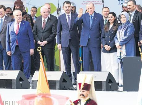 İstanbul’un fethinin 572. yıl dönümü kutlandı