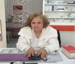 İzmir’deki eczacı cinayetinde dinlenen tanık: Kapıda bir çift ayakkabı ve bir poşet vardı